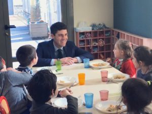 Visite du député du Lot "Aurélien Pradier" à l'UEMA de Catus